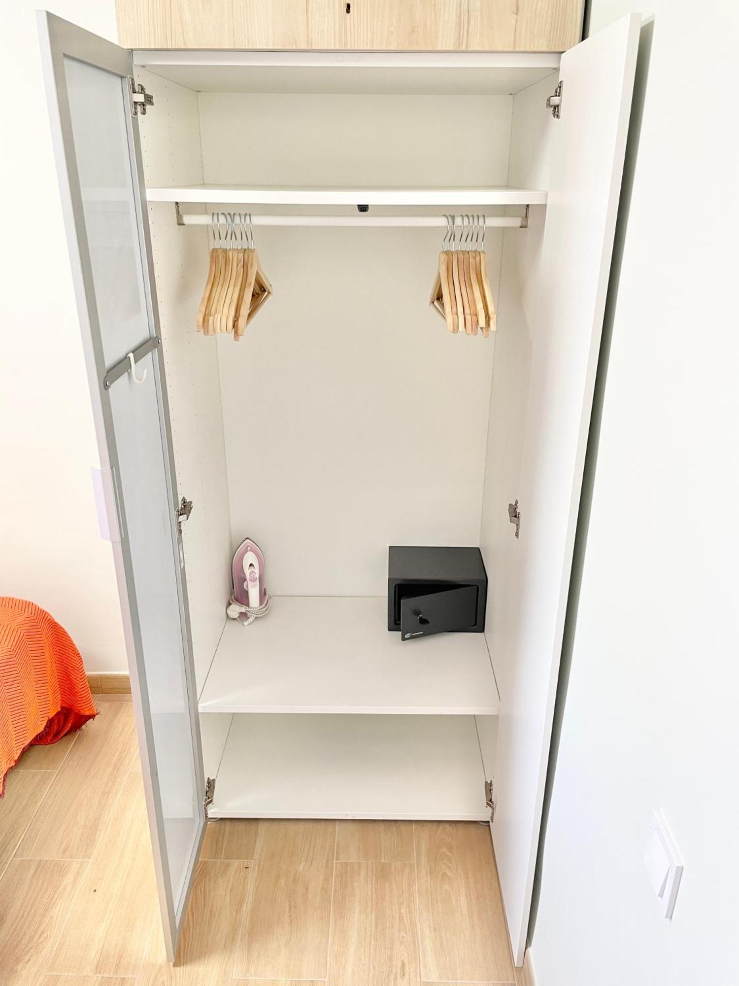 New Square Ibiza Apartment เบนิดอร์ม ภายนอก รูปภาพ