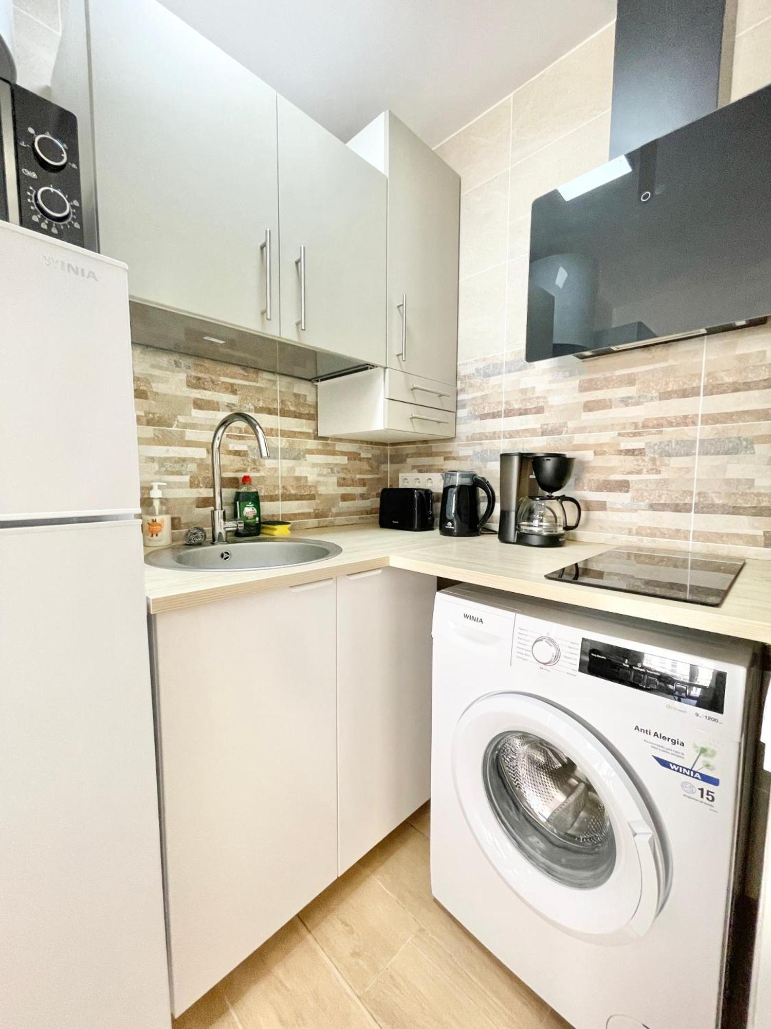 New Square Ibiza Apartment เบนิดอร์ม ภายนอก รูปภาพ